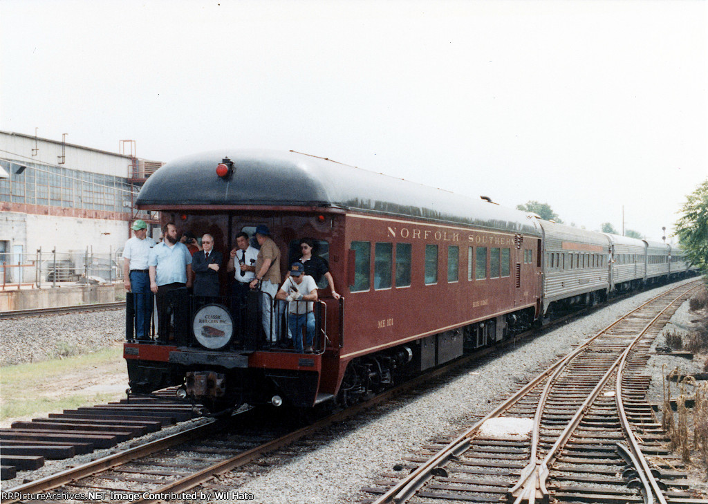 M&E Business Car 101 "Blue Ridge"